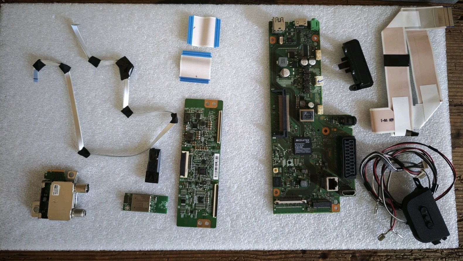 Original Sony KDL-49WD758 TV Board and Components Kit