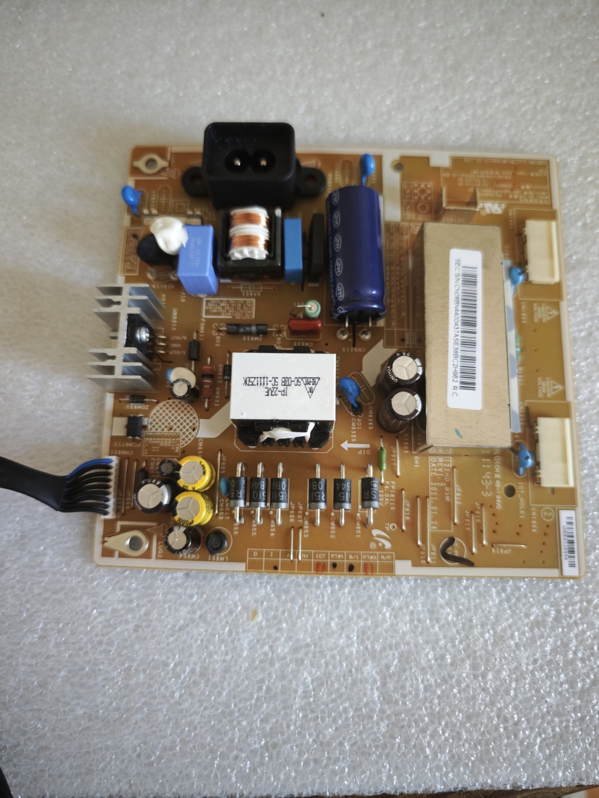 Samsung BN44-00437A PSIV680511A Power Supply Inverter LE22D450 Tested