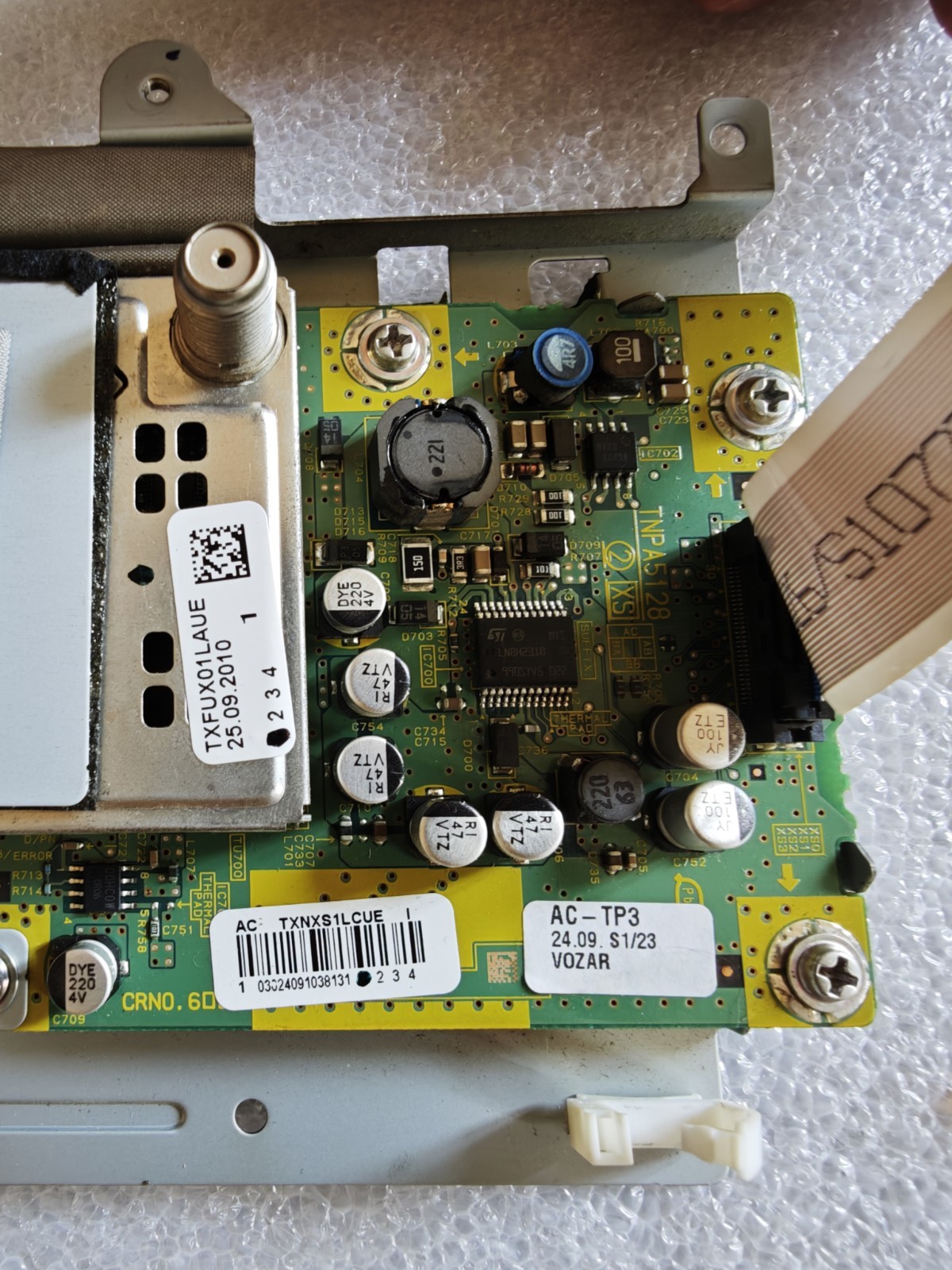 Panasonic TNPA5128 TXNXS1LCUE Satellite Tuner Board TX-P42VT20E Tested - immagine 7